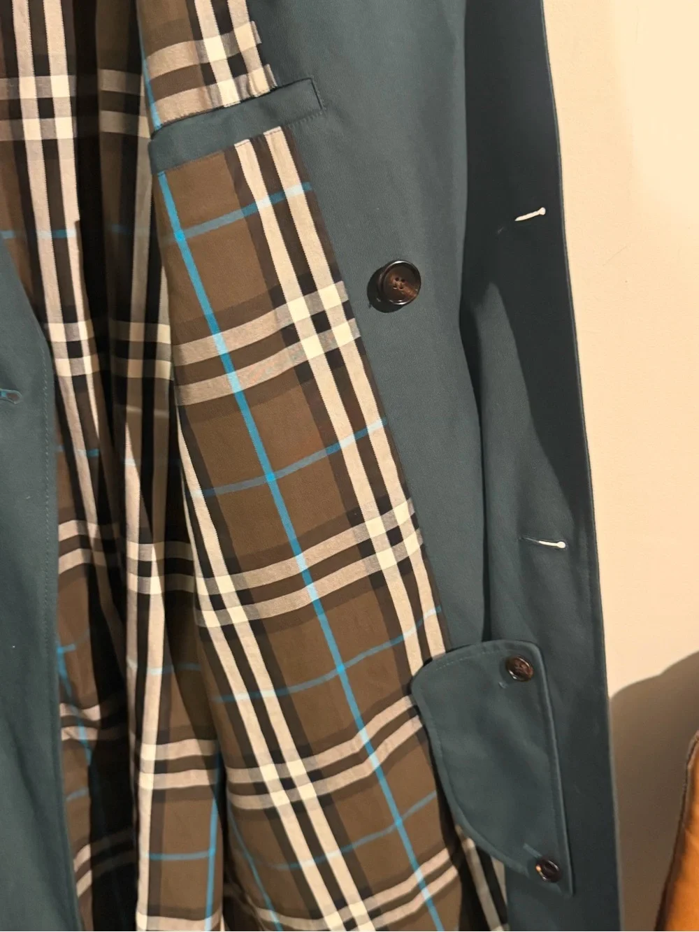 Burberry Men’s Teal Trench Coat with Signature Plaid Lining